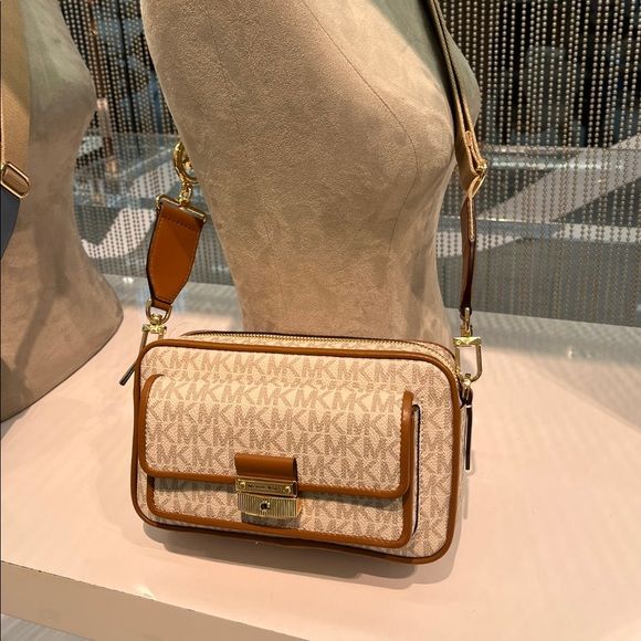 Michael Kors Bradshaw style