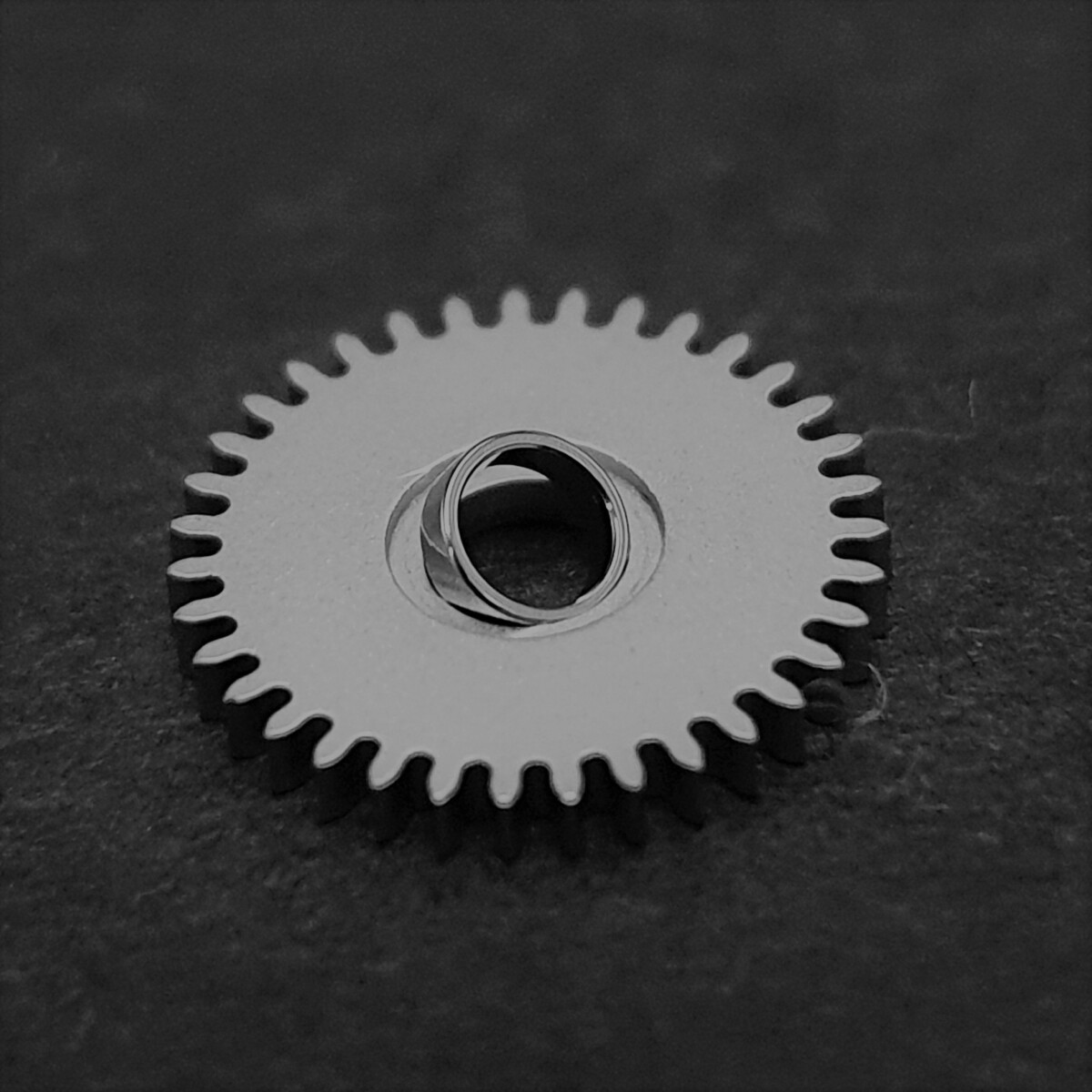 Balancier montre macro