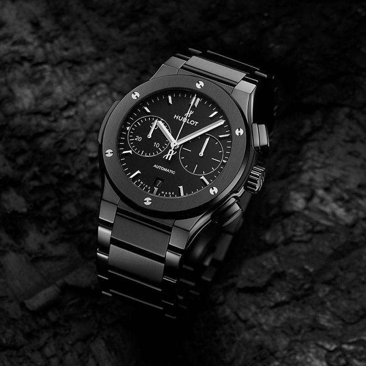 montre full black