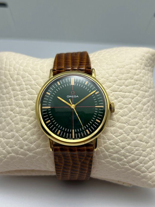 Couronne de montre détail