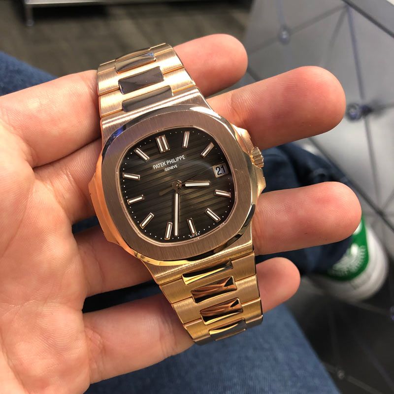 prix Patek Philippe Nautilus 2025