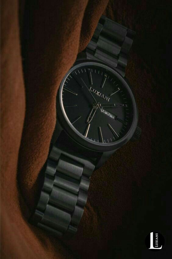 Montre full black homme