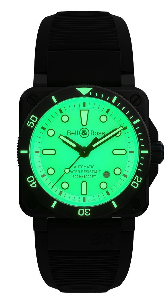 Super-Luminova montre nuit