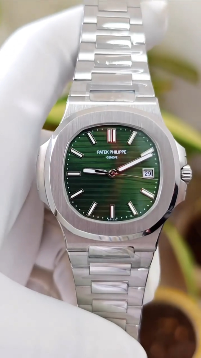 Patek Philippe Nautilus 5711